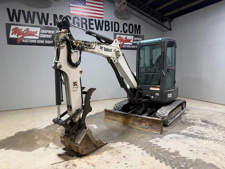 bobcat-e35-image-2