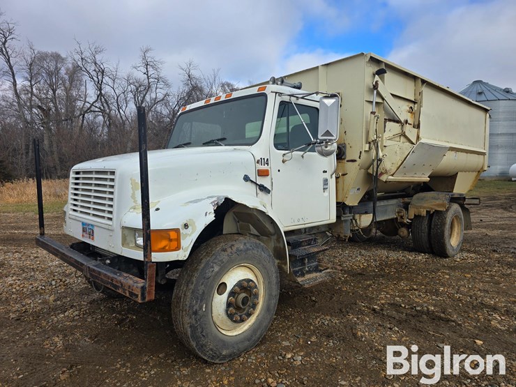 1995-international-4700-image-1