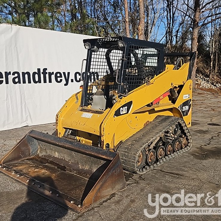 2011 CATERPILLAR 257B3