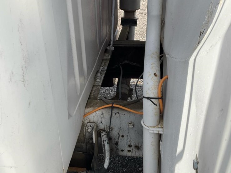 international-1854s-image-17