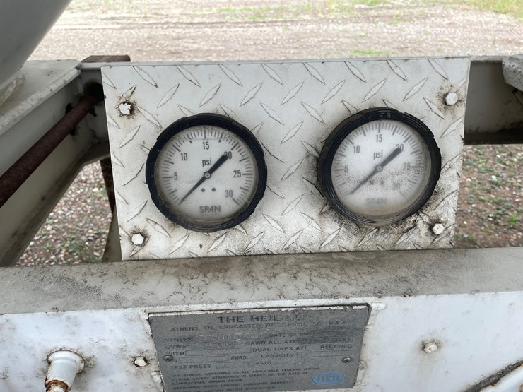 heil-trailer-image-14