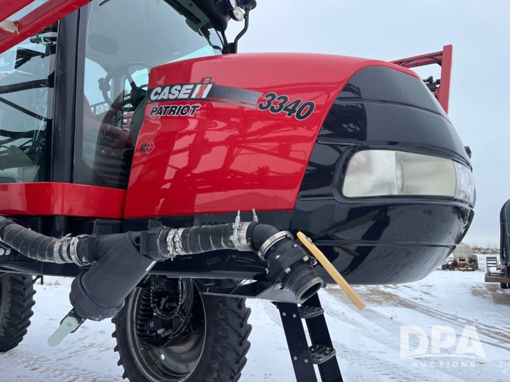 case-ih-patriot-3340-image-20