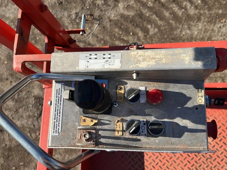 skyjack-sj8243rt-image-38