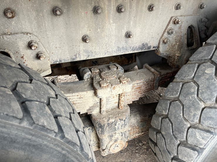 #1119-•-2009-freightliner-digger-derrick-(has-mn-title)-image-40