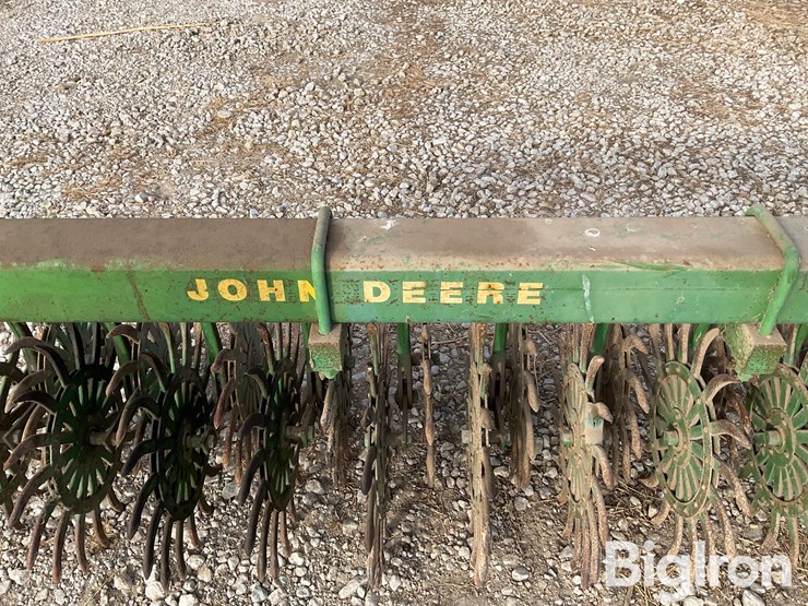 john-deere-400-image-12