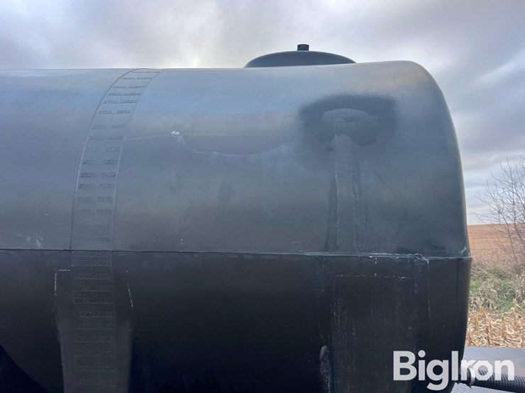 2015-titan-trailer-image-12