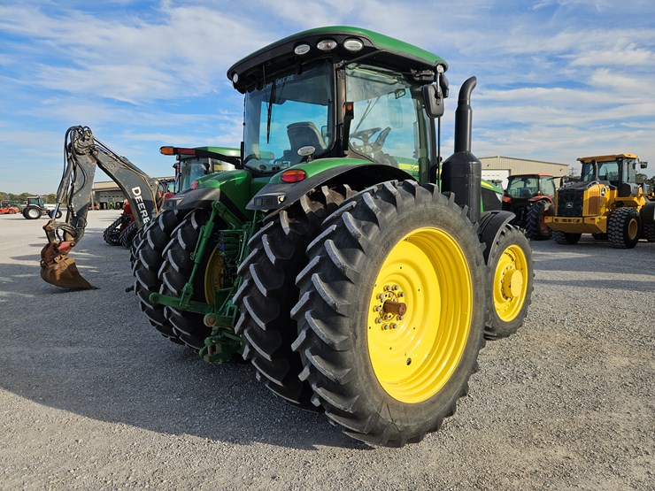 john-deere-7230r-image-6