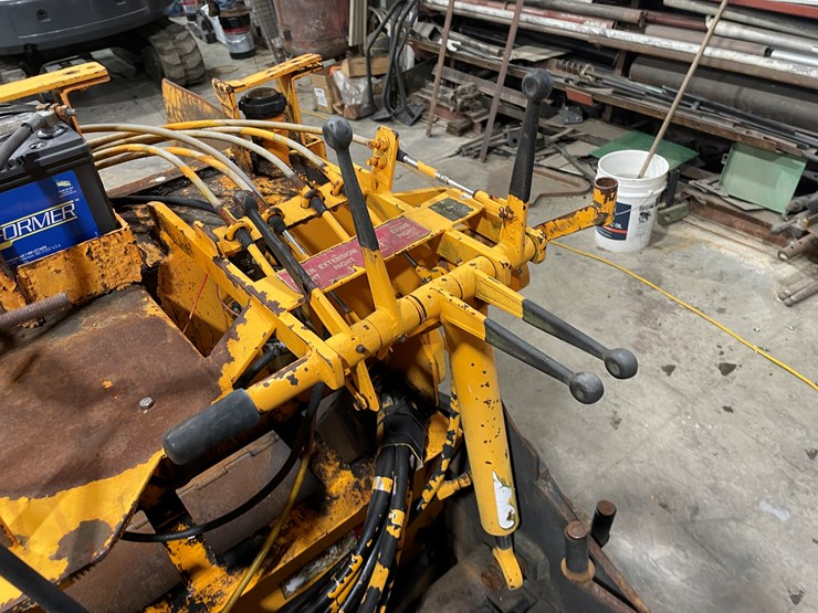 #7469-•-2002-l700-st-leeboy-asphalt-paver-image-30