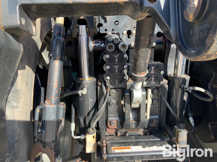 case-ih-magnum-340-image-12