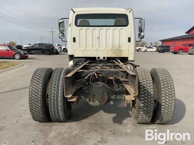 freightliner-m2-106-image-6