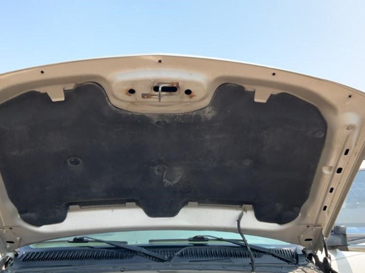 2005-chevrolet-silverado-2500hd-image-68