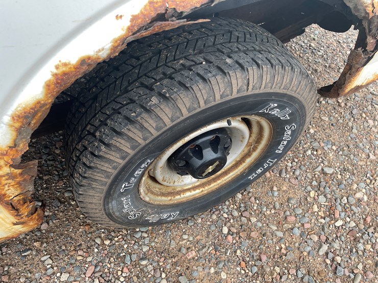 chevrolet-3500-image-10