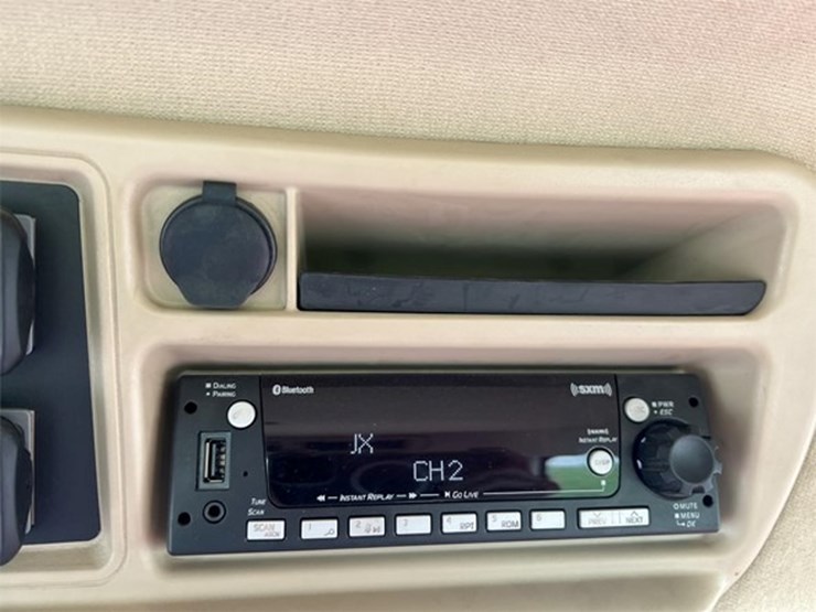 #154-•-2023-steiger-540-qt-image-36