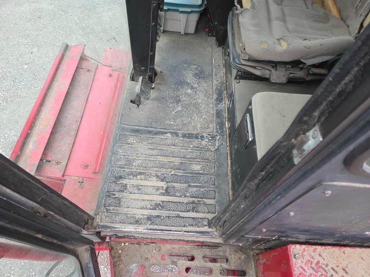 case-ih-1680-image-30