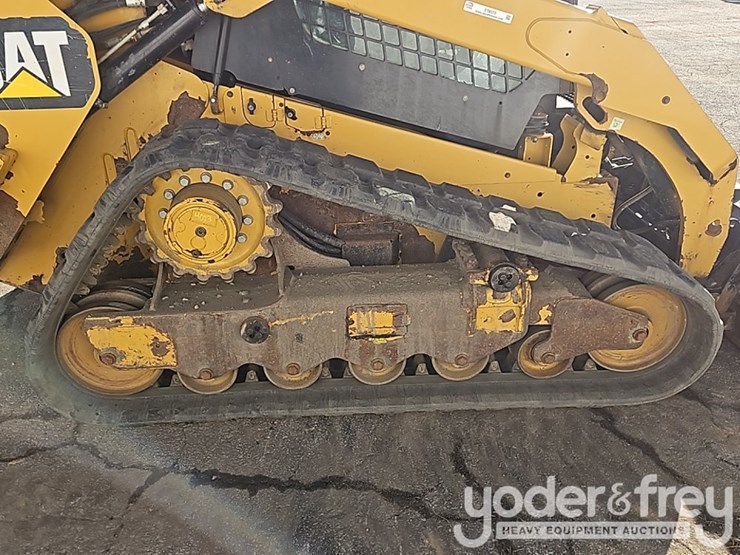 2017-caterpillar-299d2-image-10