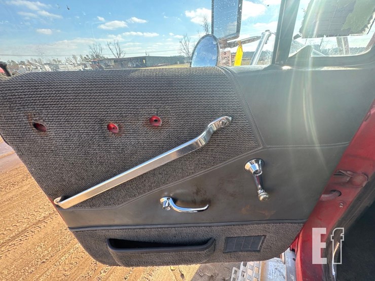 1995-ford-ltl9000-image-21