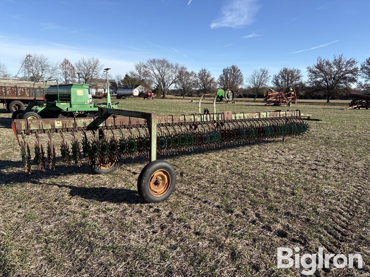 john-deere-400-image-5