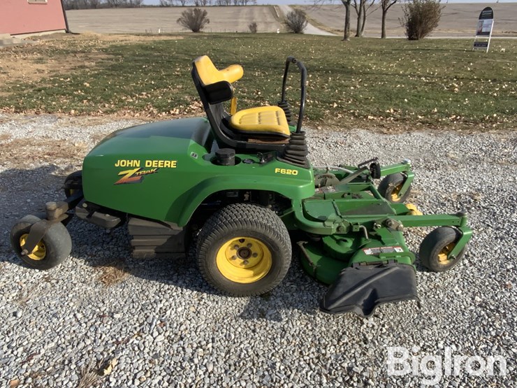 john-deere-f620-image-4