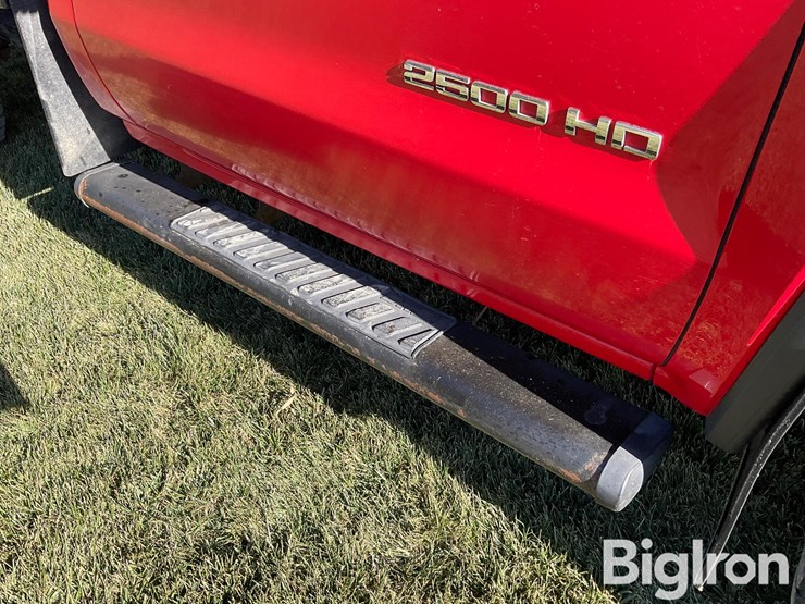 2017-gmc-sierra-2500-image-12