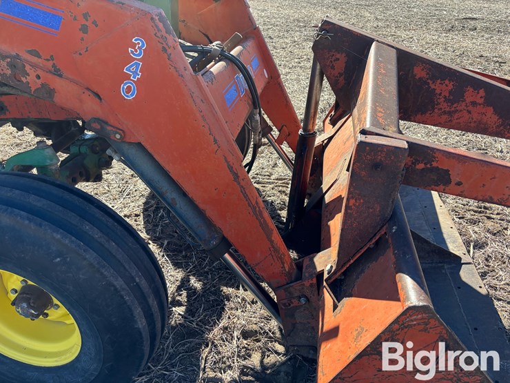 john-deere-3020-image-15