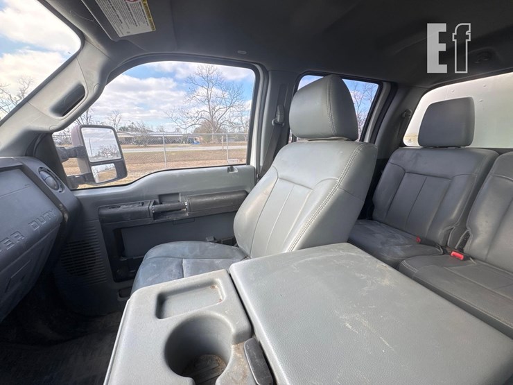 2012-ford-f350-xl-image-33