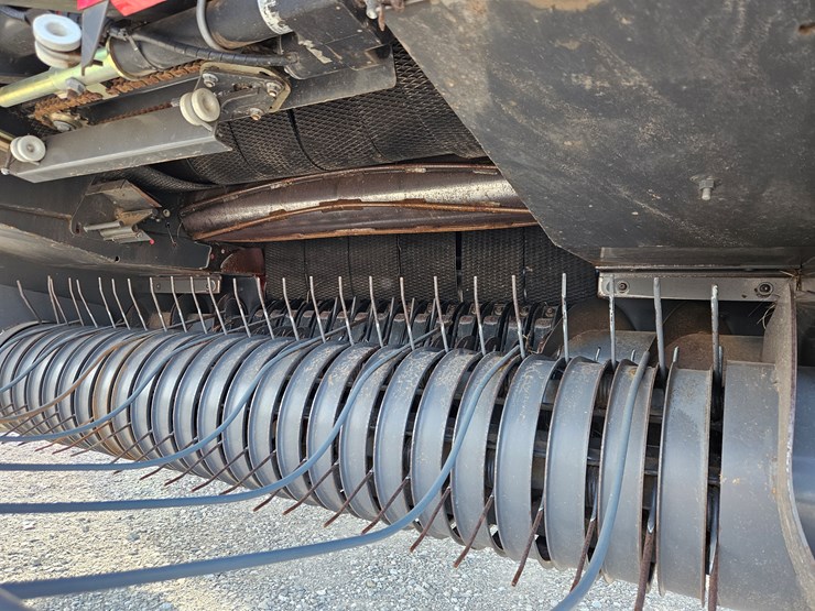 massey-ferguson-2946-image-11