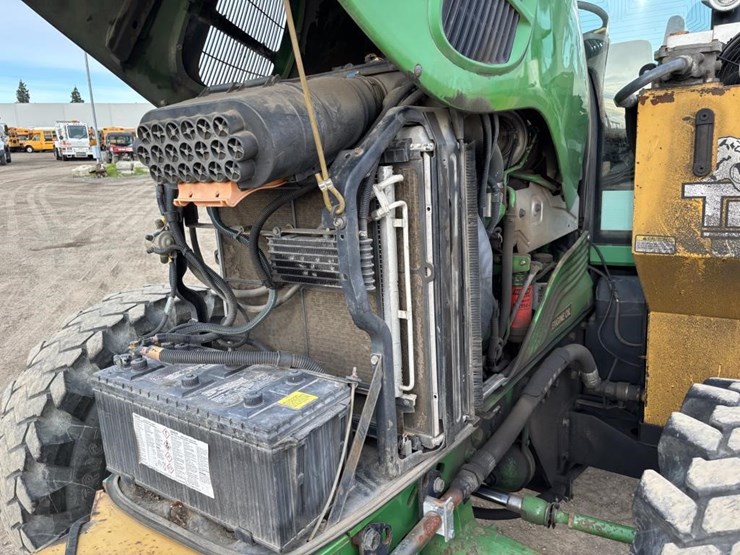 john-deere-7130-image-45