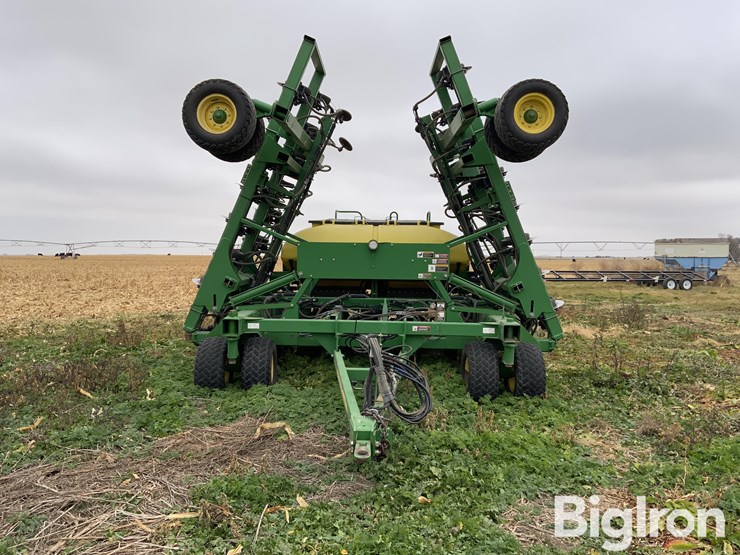 john-deere-1990-image-2