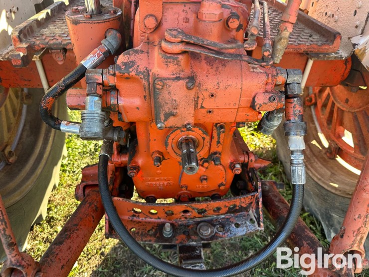 j-i-case-830-image-10