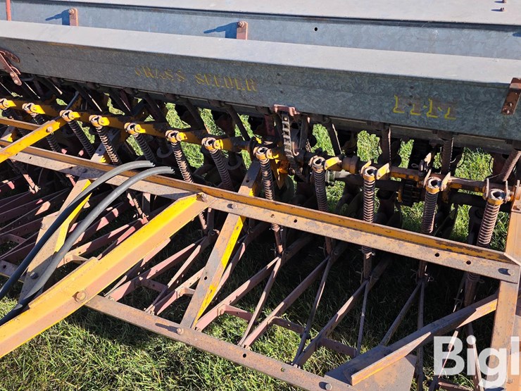 minneapolis-moline-p3-6-image-14