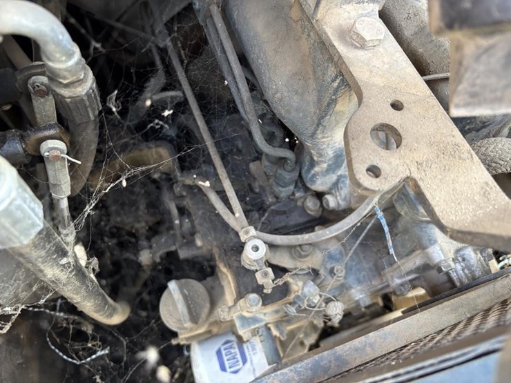 2003-thomas-t153-skid-steer-loader-image-31