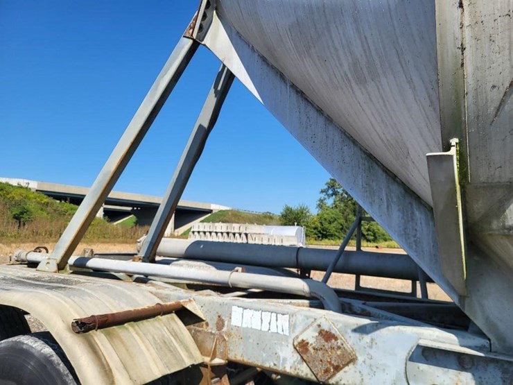 1988-bulk-40'-x-96"-image-34