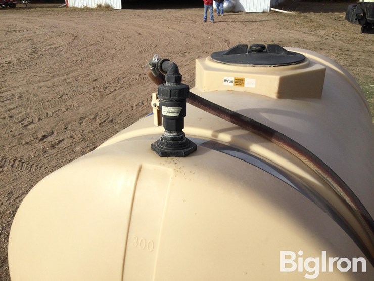 wylie-front-mount-liquid-fertilizer-tank-image-12