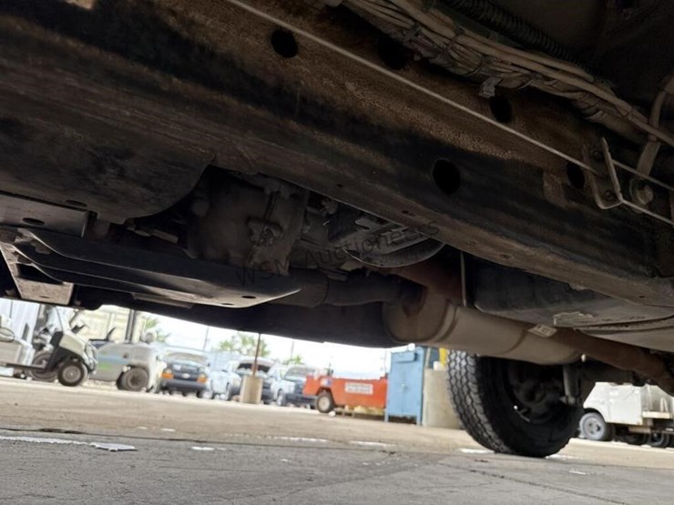 2009-chevrolet-silverado-1500-image-28