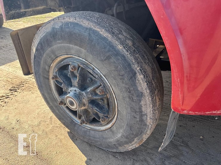 1995-ford-ltl9000-image-11