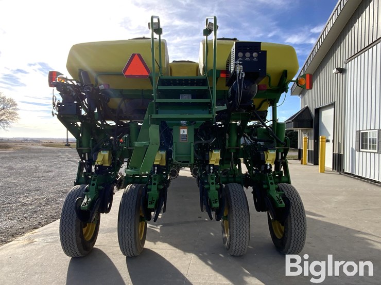 john-deere-1770nt-ccs-image-6