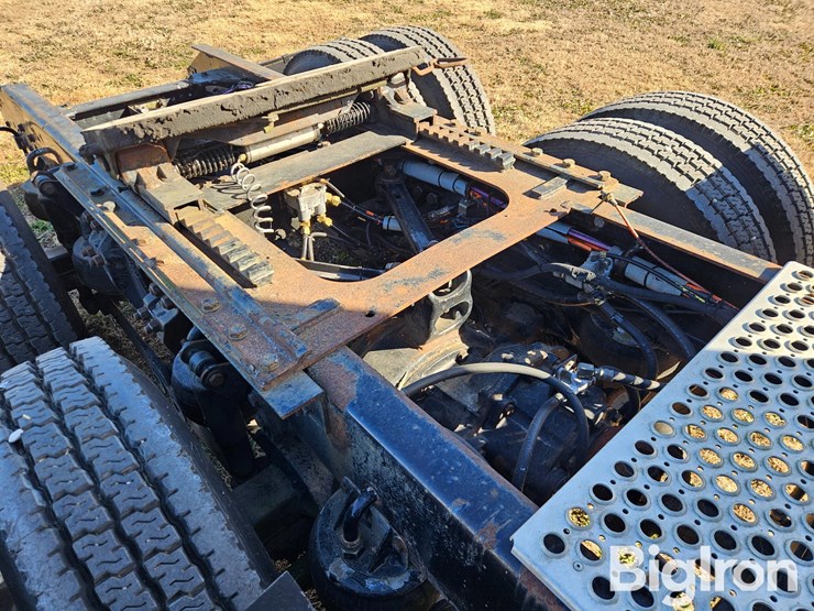 2007-kenworth-t800-image-19