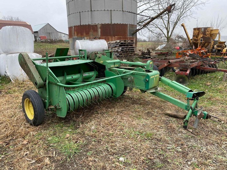 john-deere-14t-image-3