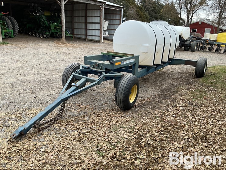 duo-lift-nurse-tank-trailer-image-1