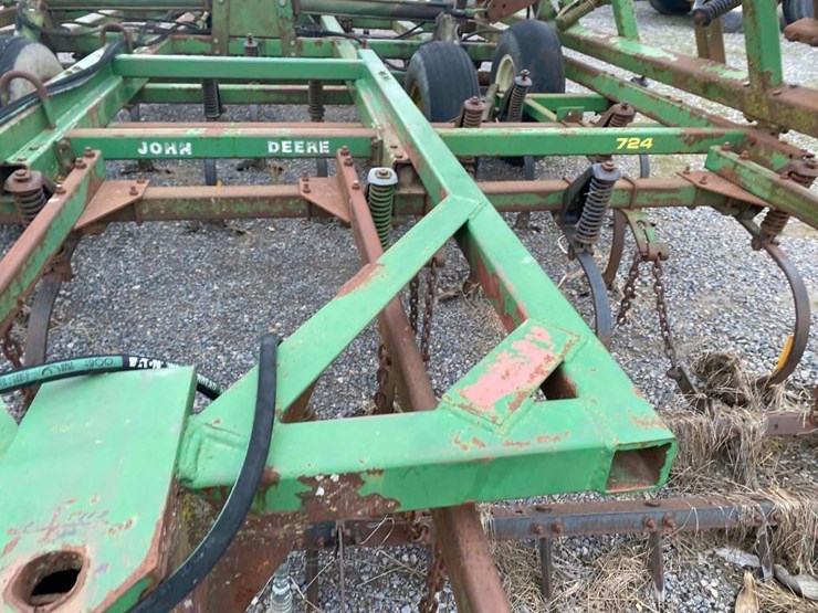 john-deere-724-image-8