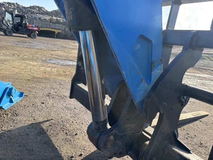 2018-genie-gth1056-image-13