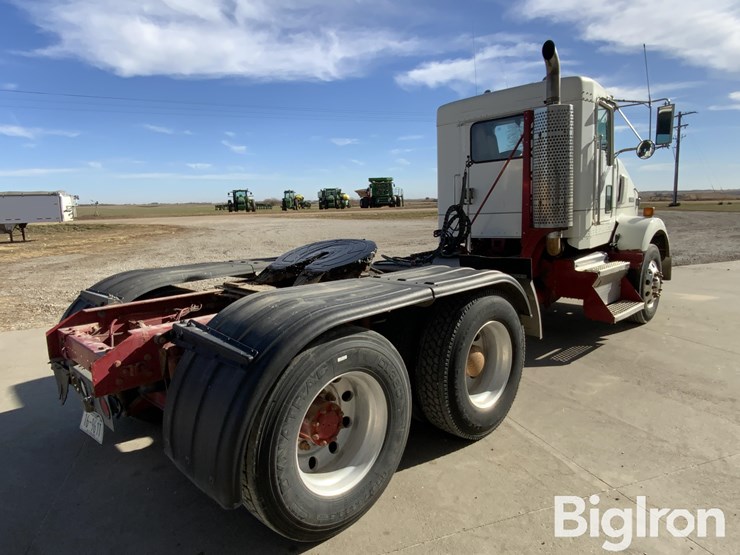 2005-kenworth-t800b-image-5