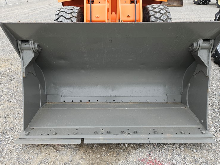 doosan-dl220-3-image-3