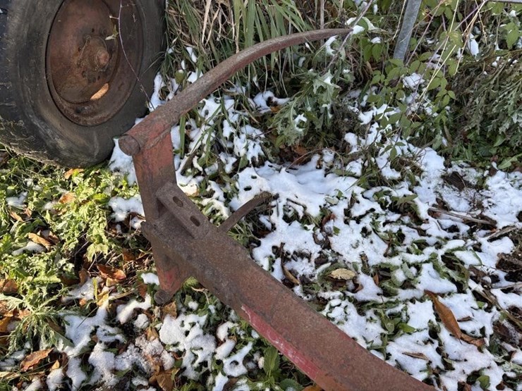 hydraulic-bale-squeezer-image-5