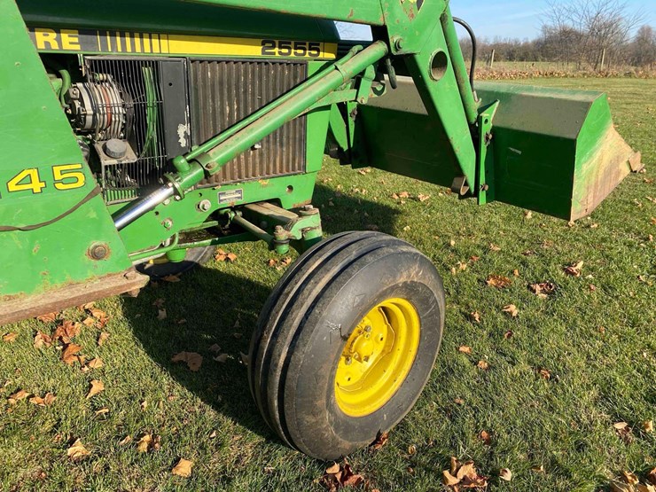 john-deere-2555-image-30