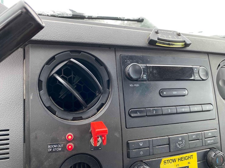 2012-ford-f450-image-32