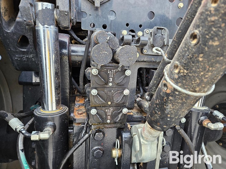 case-ih-magnum-280-image-10