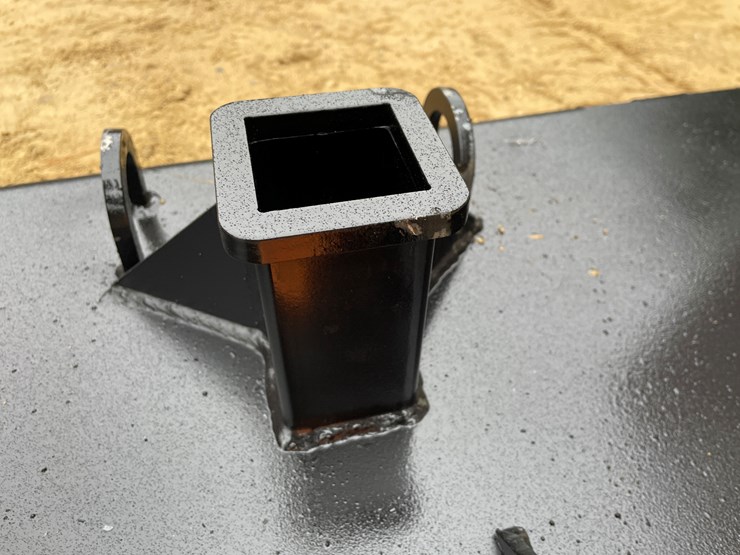 #2545-•-new-pinnacle-heavy-duty-do-all-receiver-hitch-skid-steer-plate-with-chain-hooks-image-14