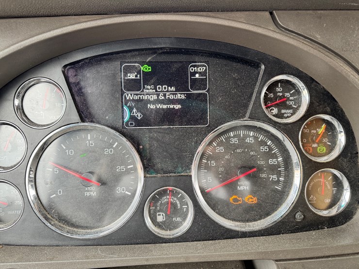 2016-kenworth-t680-image-22