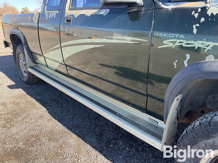 1996-dodge-dakota-sport-image-10